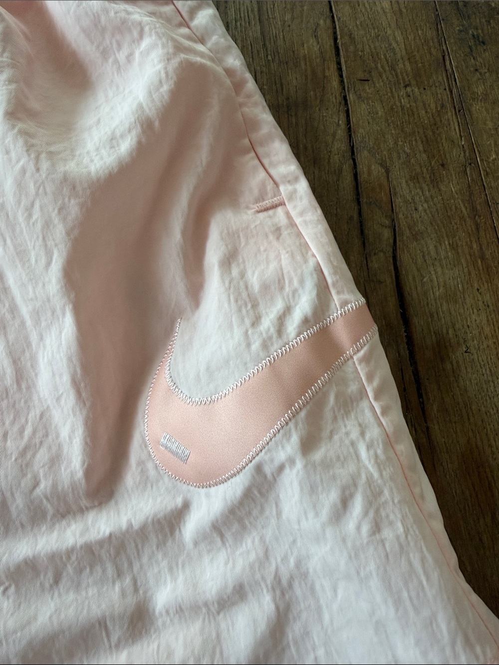 Nike Light Pink Women's Athletic Shorts Size Medium - Picture 2 of 7